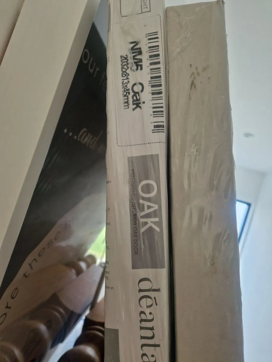 Brand New Deanta Oak Shaker Doors - Image 2