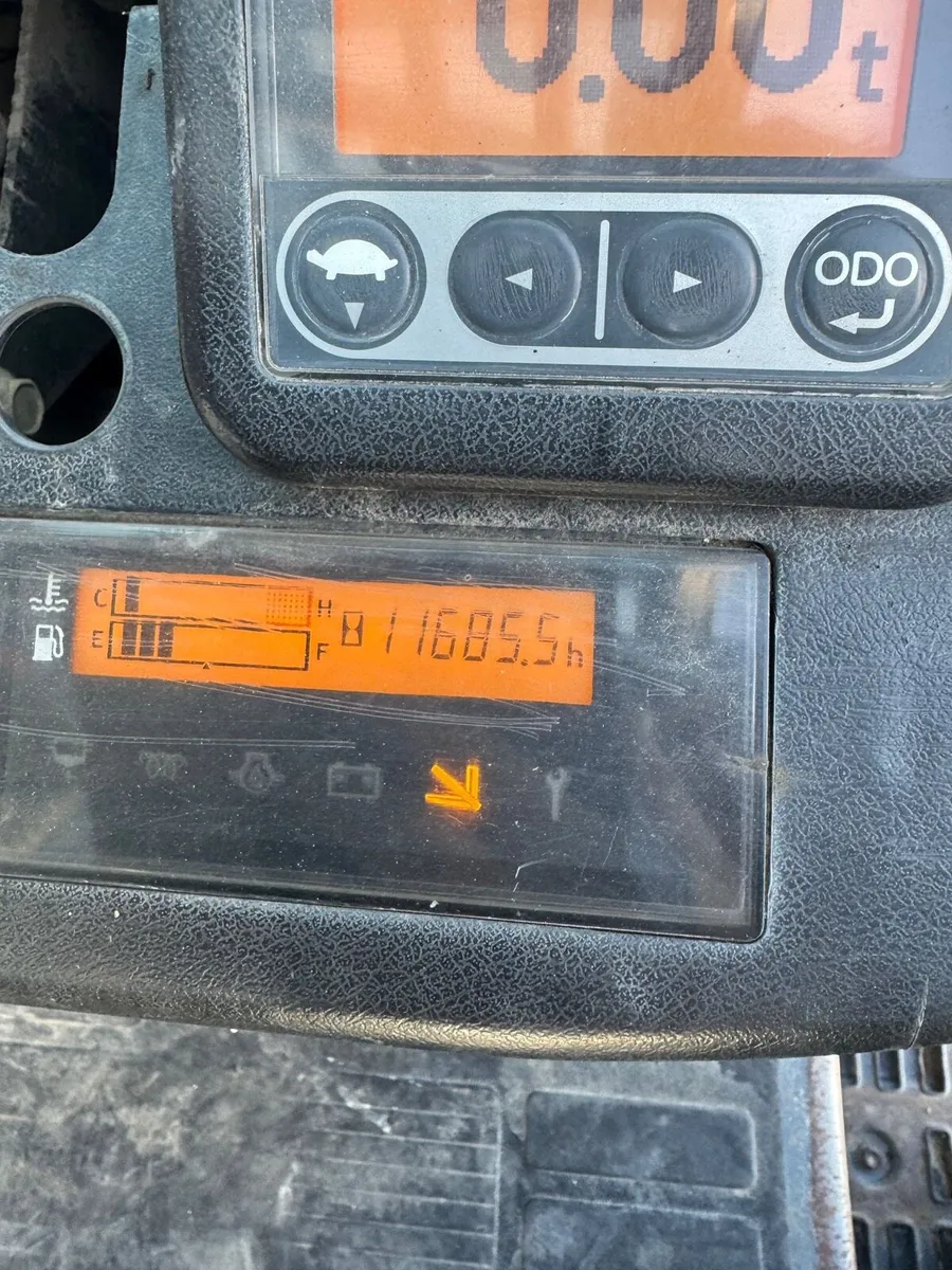 Toyota Diesel Forklift - Image 4