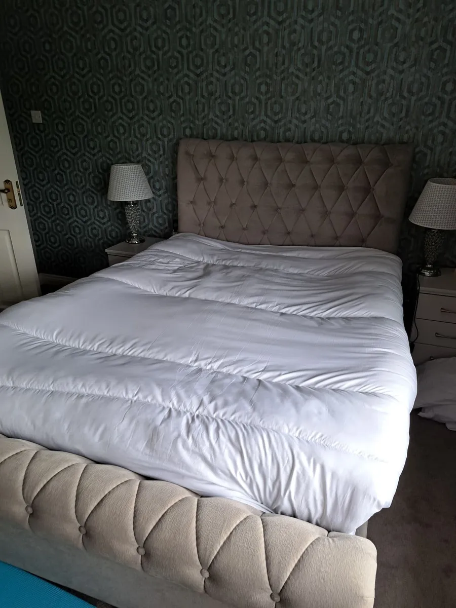 Bedroom furniture - Image 3