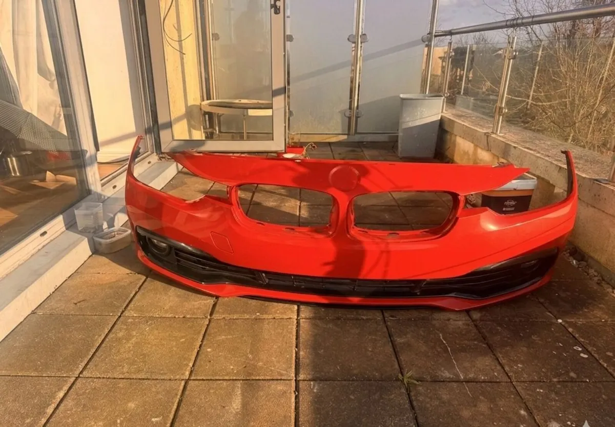 Bmw f30 sport bumper red colour