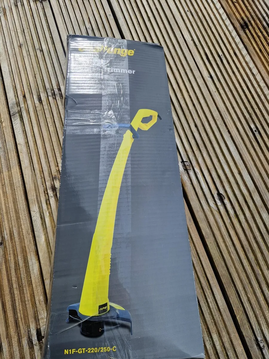 Garden equipment - Image 1