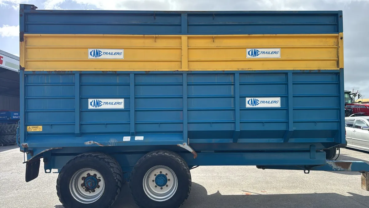 Kane 18ft silage trailer - Image 3