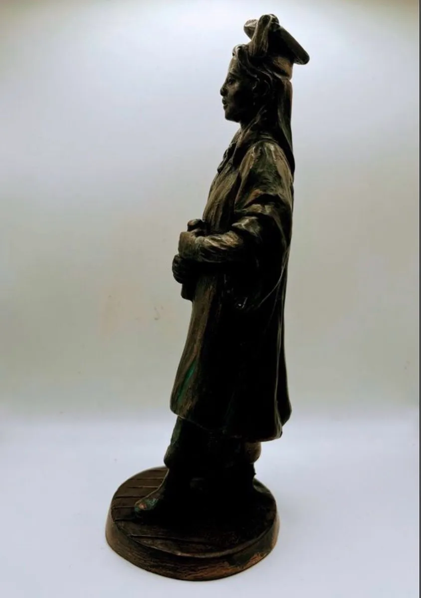 Graduation Figurine by Jeanne Rynhart - Image 3