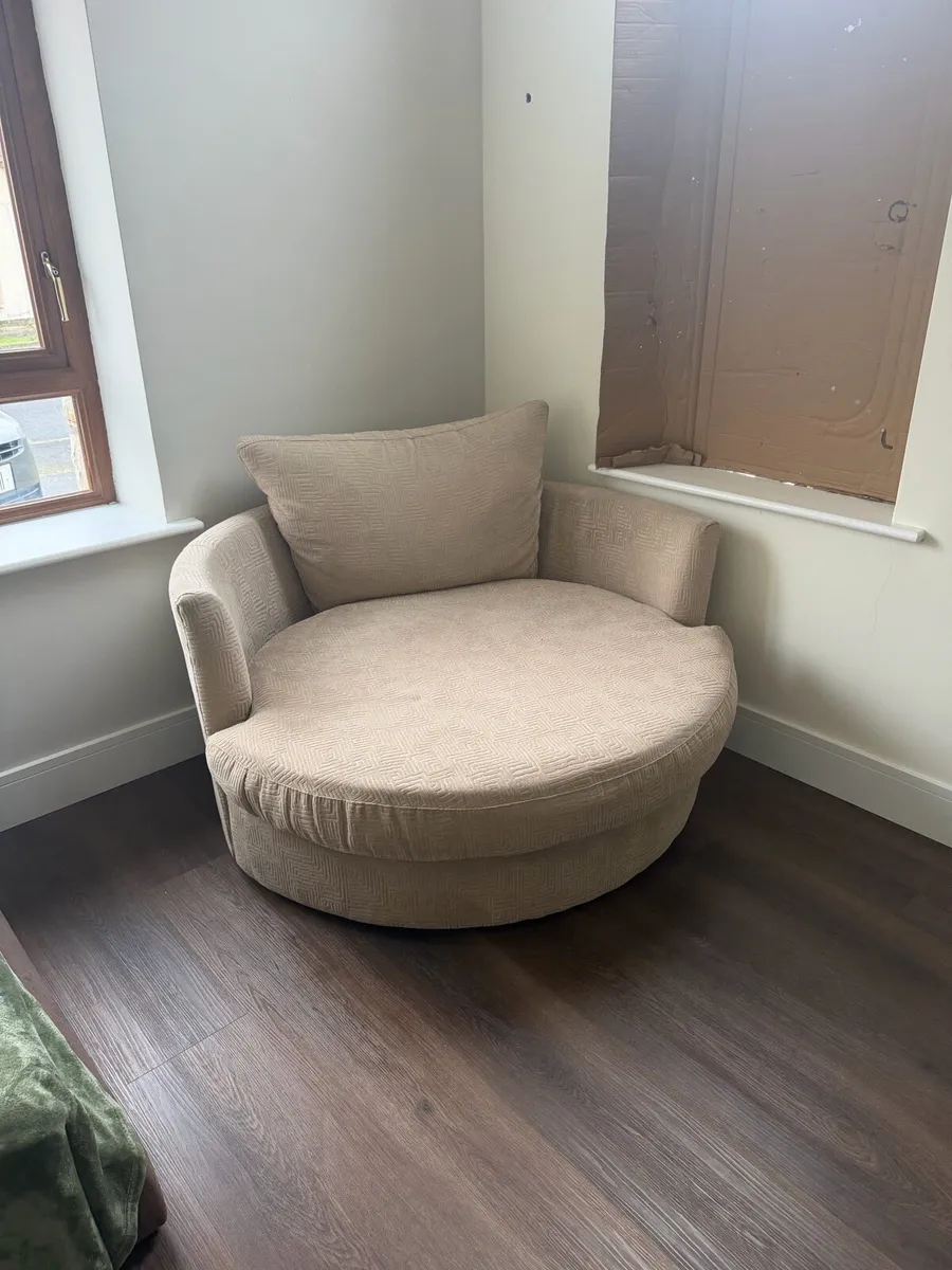 **FREE** Swivel cream sofa couch 360 degrees - Image 3