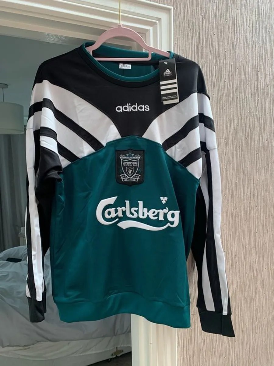 Liverpool retro tops - Image 1