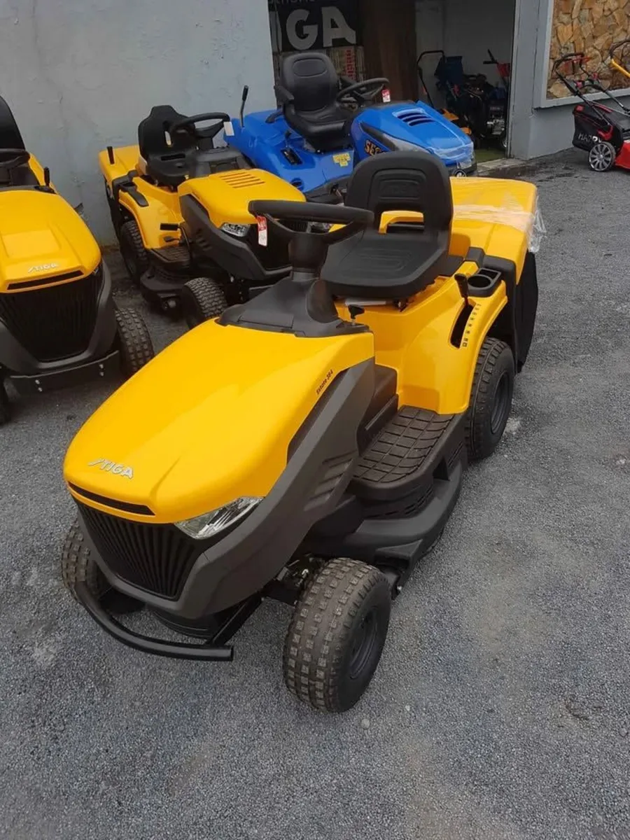 STIGA 32'' RIDE ON MOWER - Image 1