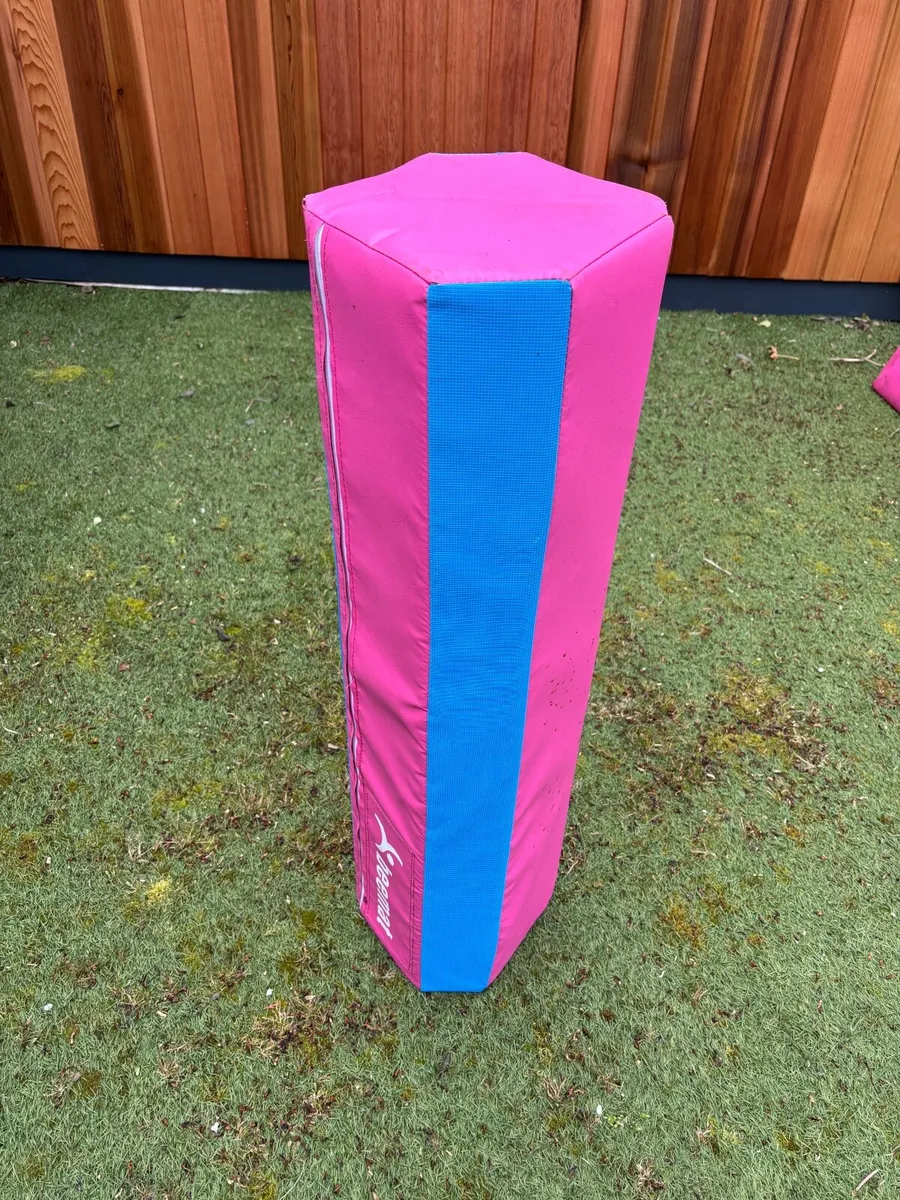 Gymnastics equipment - Image 1