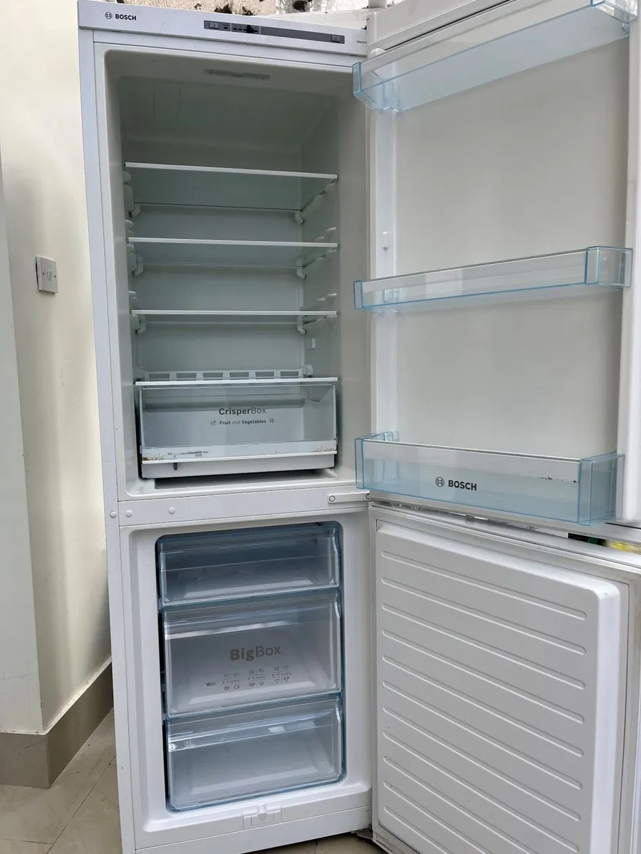 Fridge Freezer (Bosch) - Image 4