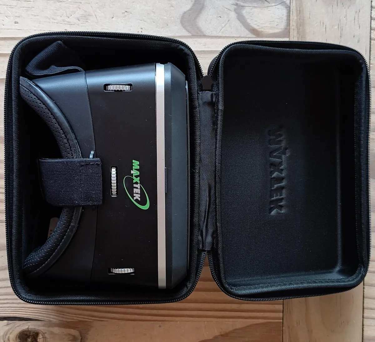 MAXTEK VR headset - Image 1