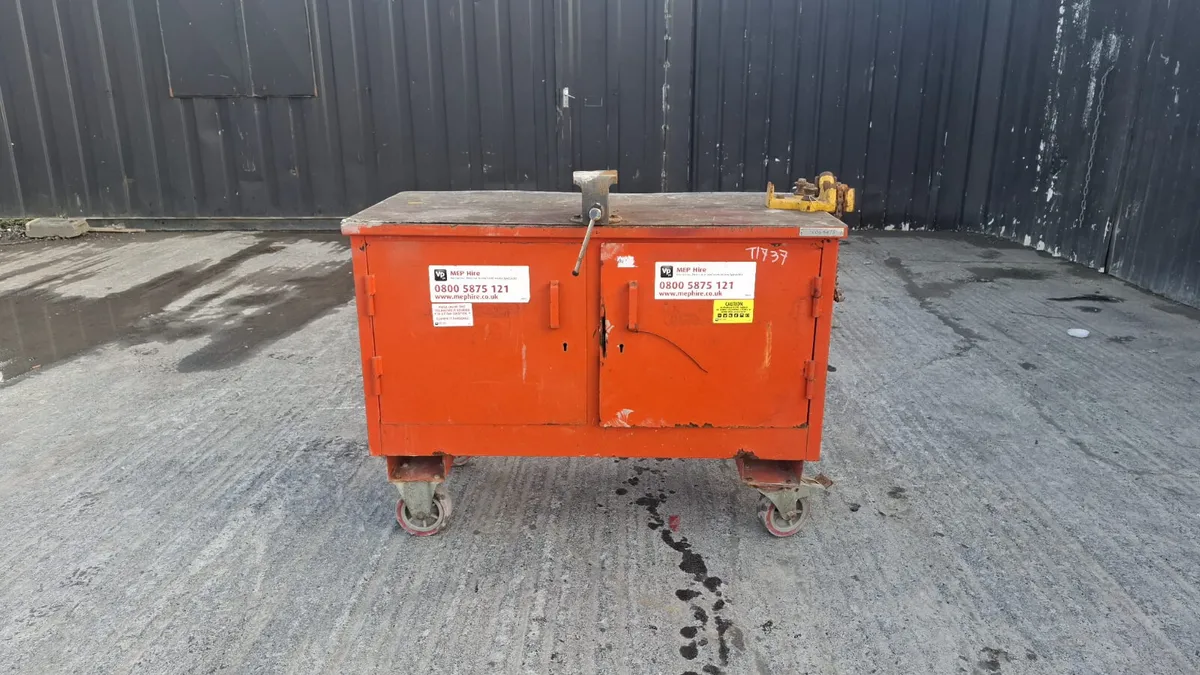 Heavy Duty Work Bench - Image 2