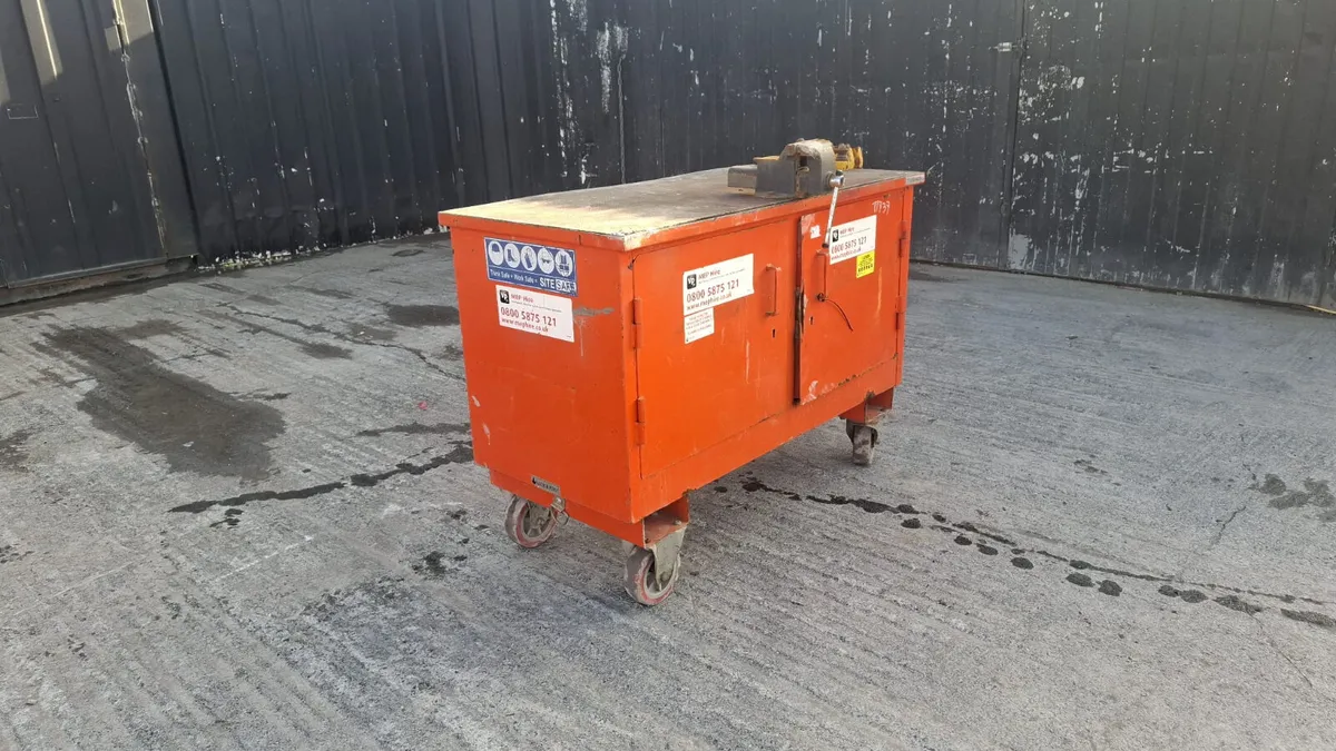 Heavy Duty Work Bench - Image 1