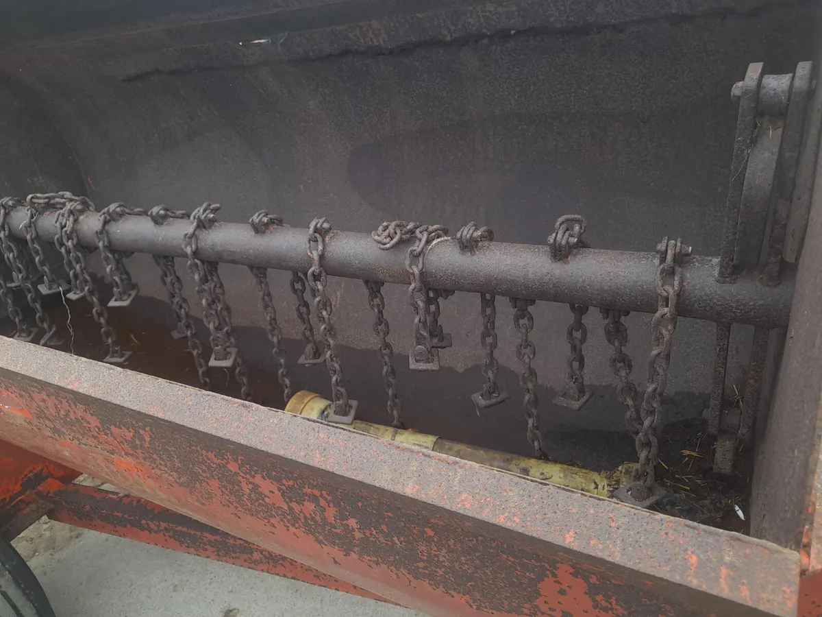 Abbey dung spreader - Image 2