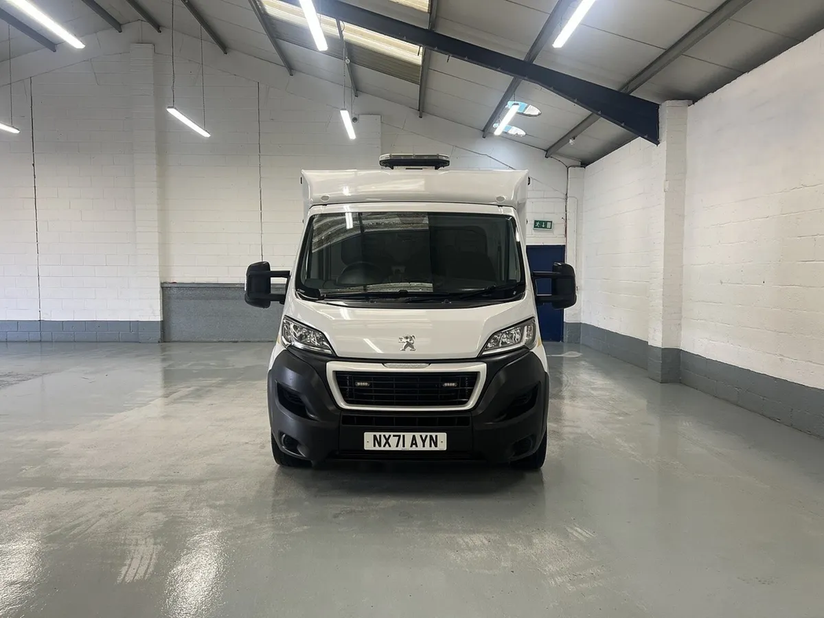 2021 Peugeot Boxer Dropside Van - Image 2