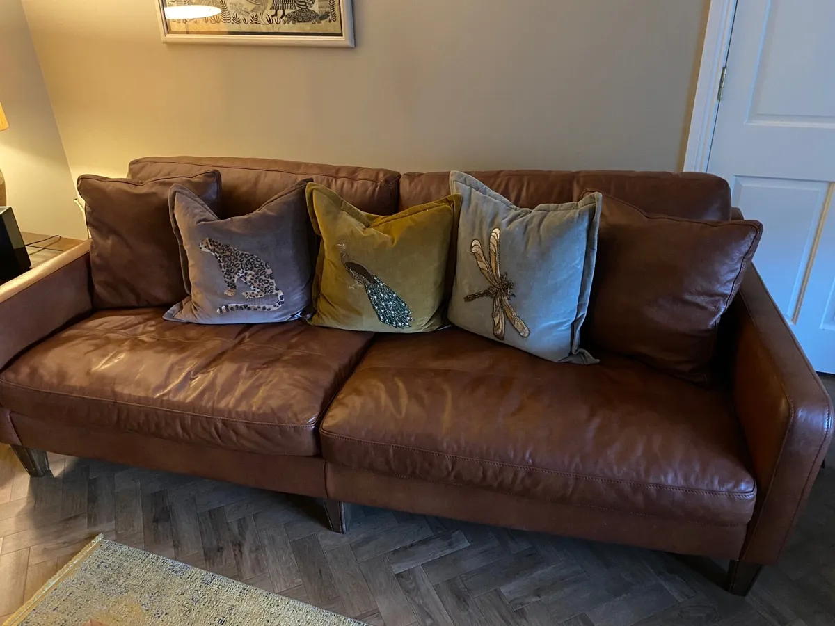 Beautiful Leather couch - Image 1