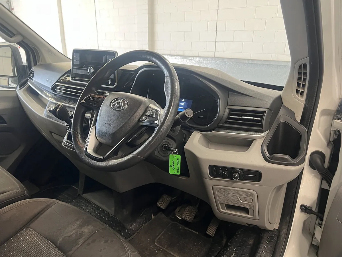 2022 Maxus Deliver 9 Tipper Van - Image 4