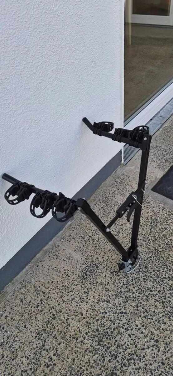 Bike rack for tow bar - Image 1