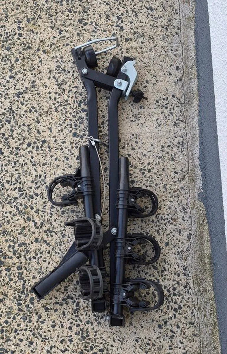 Bike rack for tow bar - Image 2
