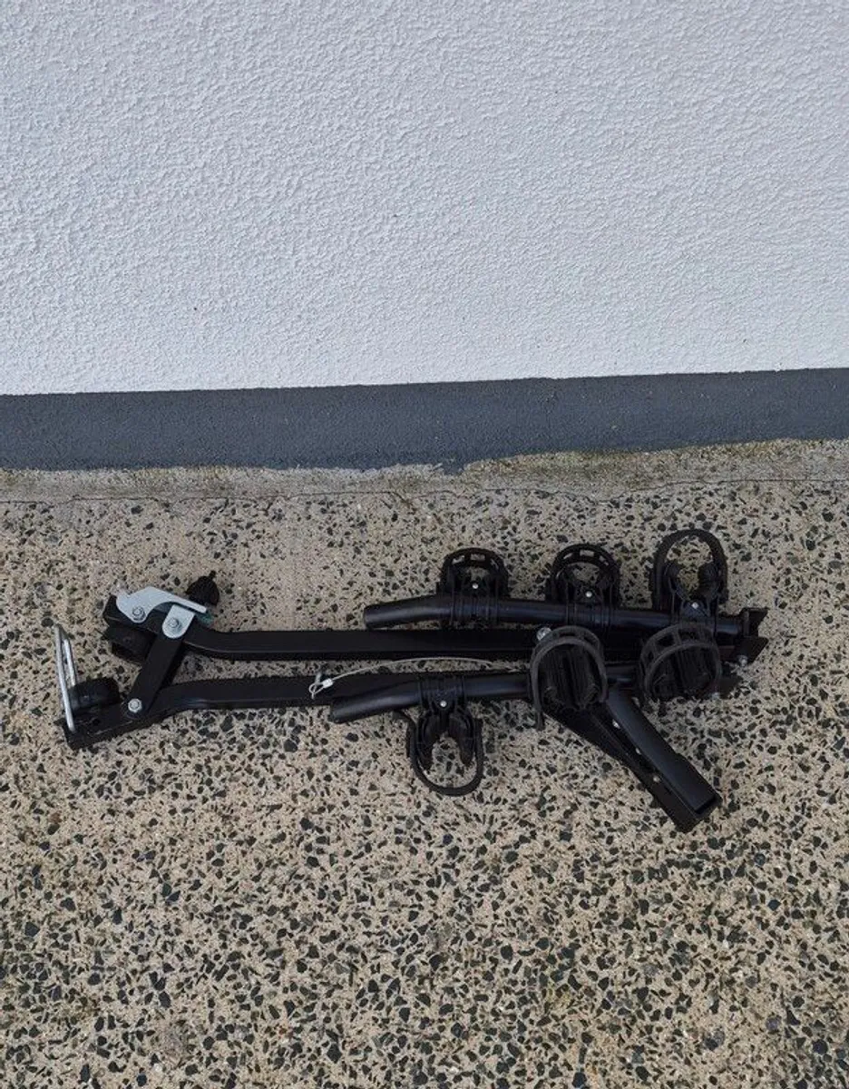 Bike rack for tow bar - Image 3