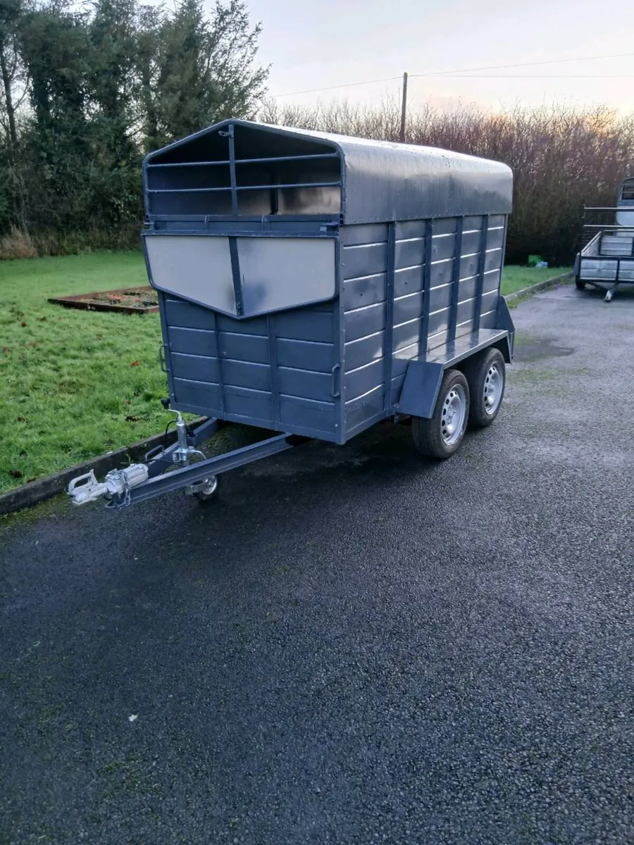 Cattle trailer - Image 1