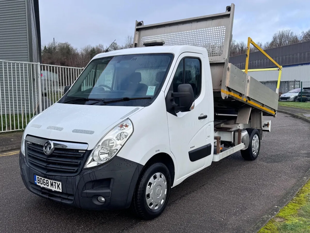 2019 Vauxhall Movano Tipper Van - Image 1