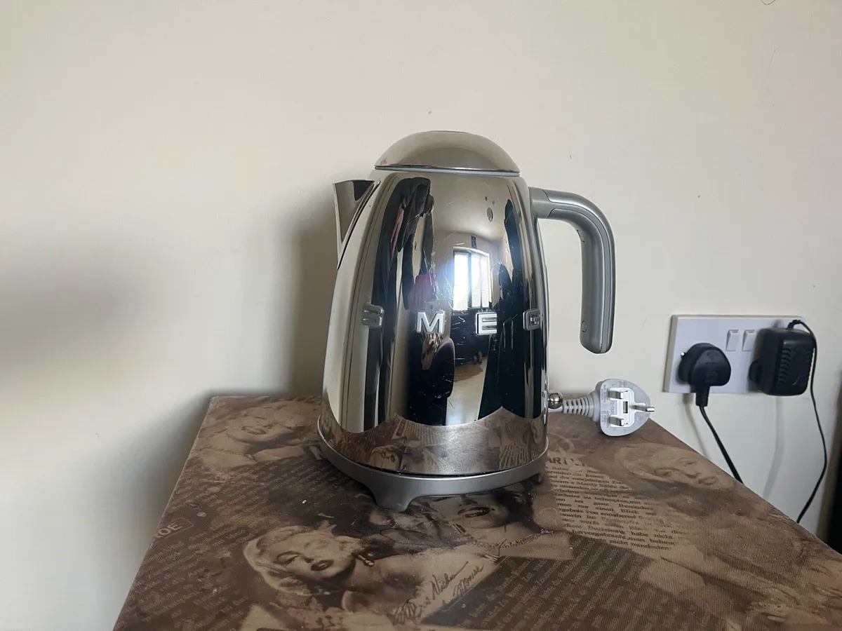 Smeg kettle - Image 1