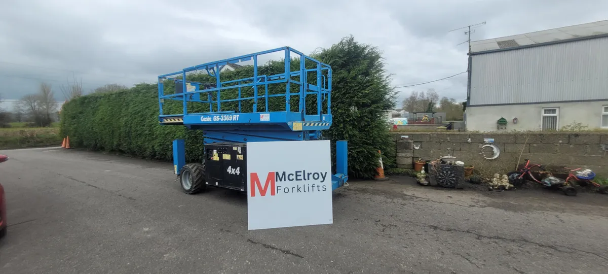 GENIE SCISSOR LIFT GS3369 - Image 1