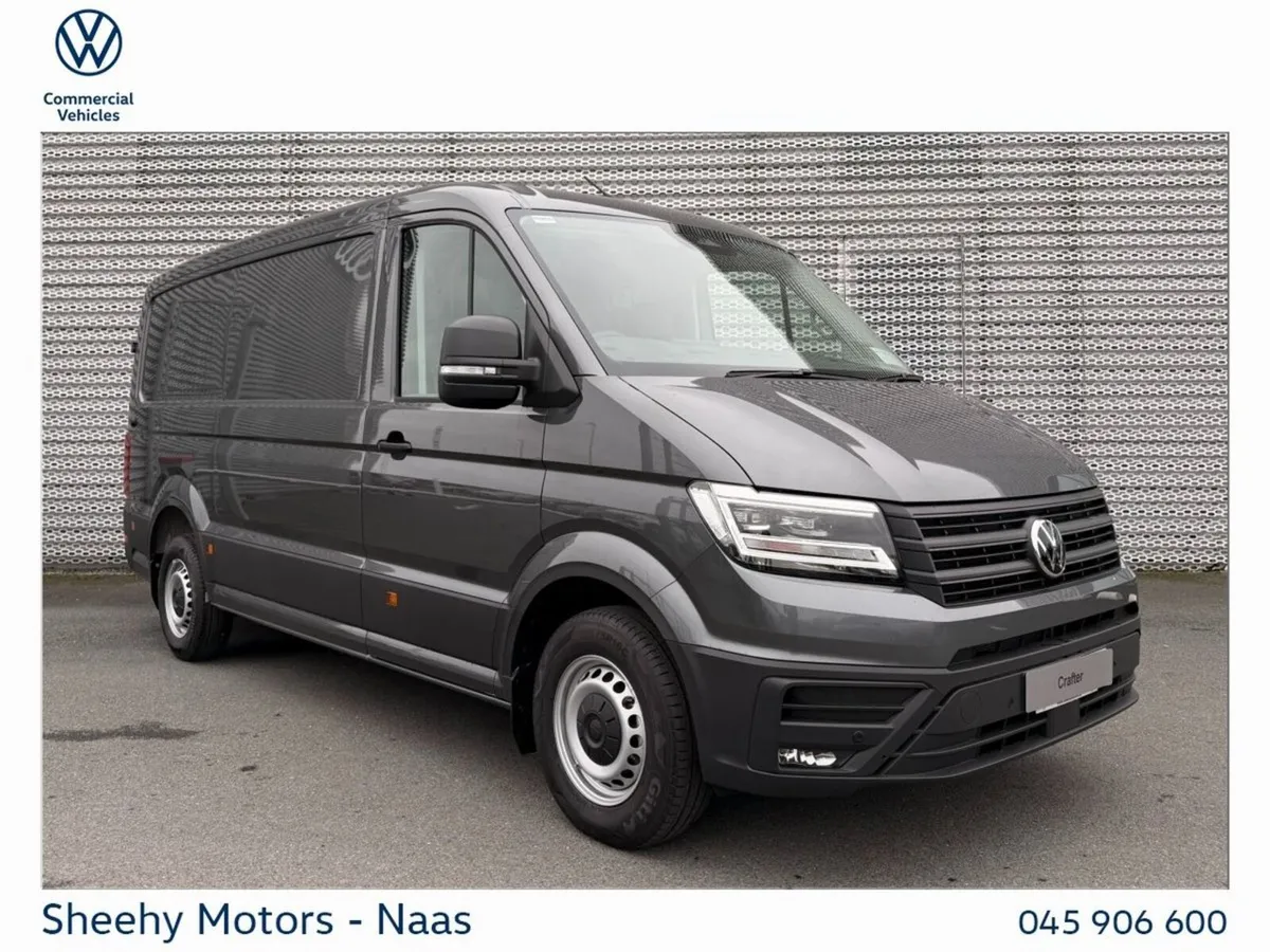 Volkswagen Crafter HIGHLINE 30 MWB 140HP AUTOMATIC - Image 1