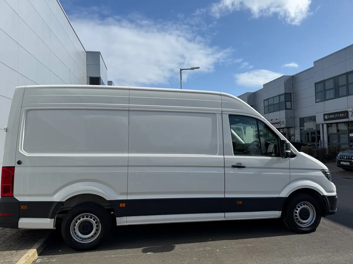 VW Crafter MWB Trendline 191 - Image 2