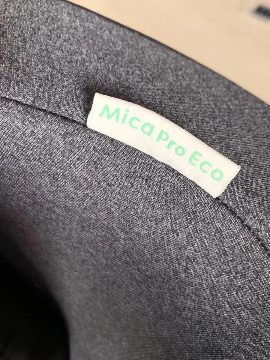 Kid Car Seat and car mirror FREE - Image 4