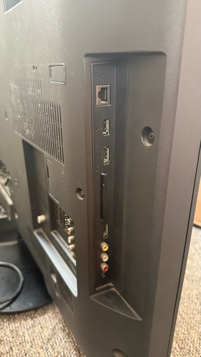 Sony 40 inch TV - Image 4