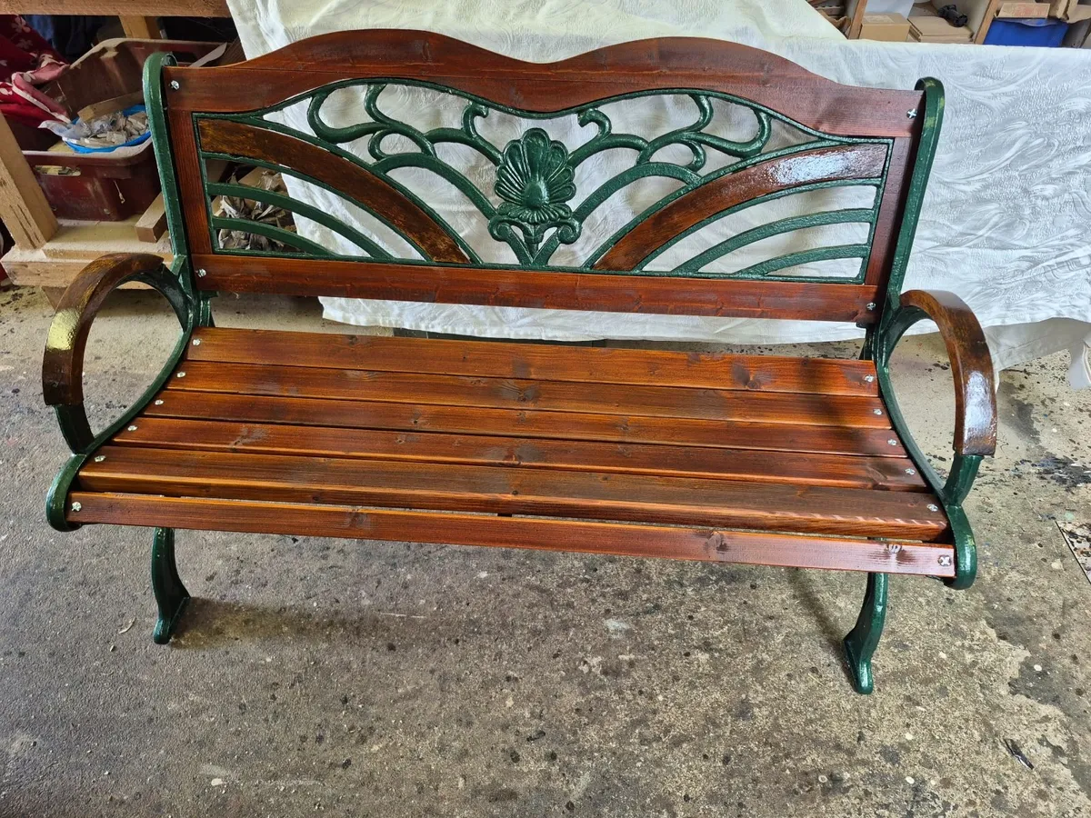Cast iron Garden bench - Image 2