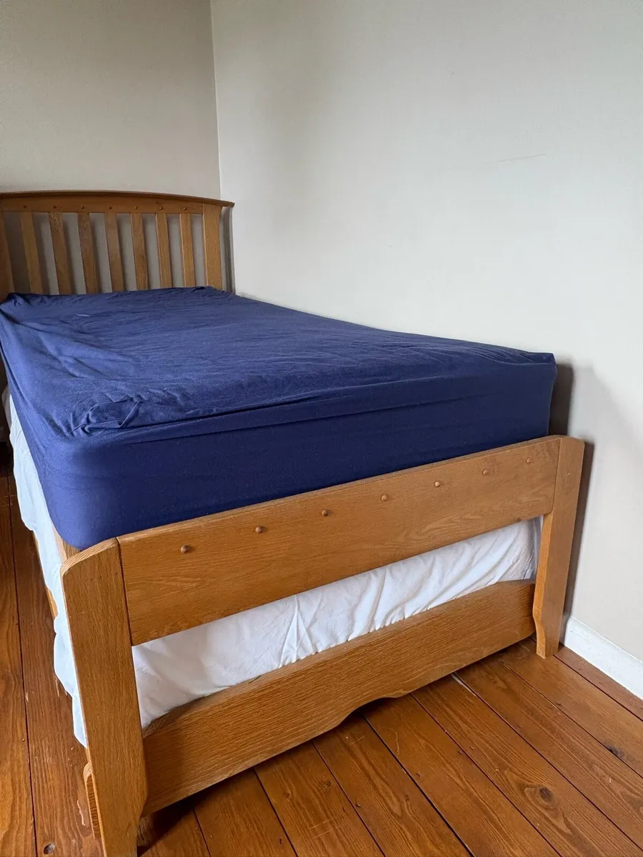 2 Single Beds with Pull-Out Beds + 4 Mattresses. - Image 1