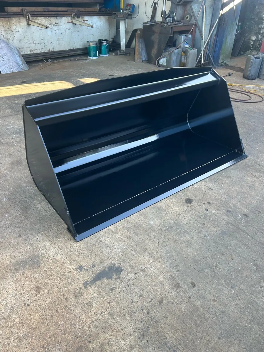 Telehandler buckets - Image 1