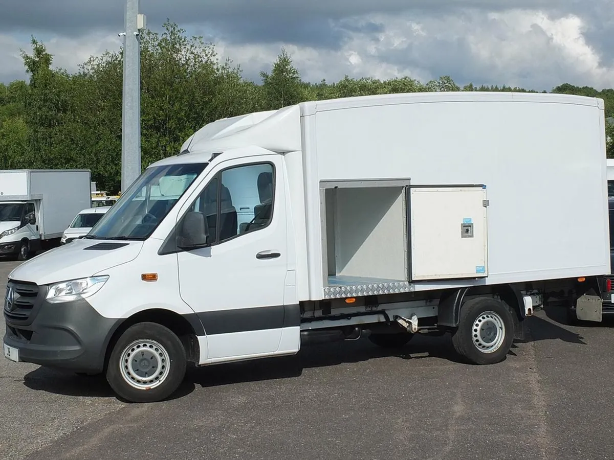 2019 Mercedes-Benz Sprinter Refrigerated Van - Image 1