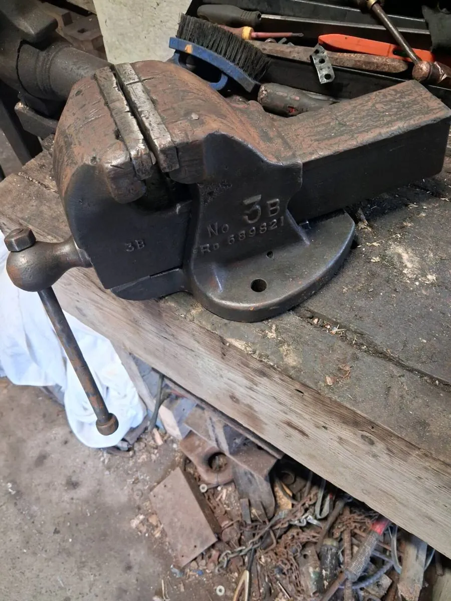 Record Vice - Image 2