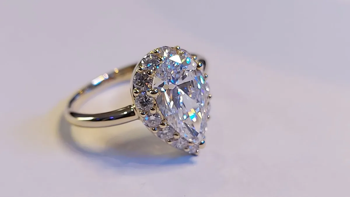 14 KT Gold Ring with 2.72 ct Lab Grown Diamond IGI - Image 3