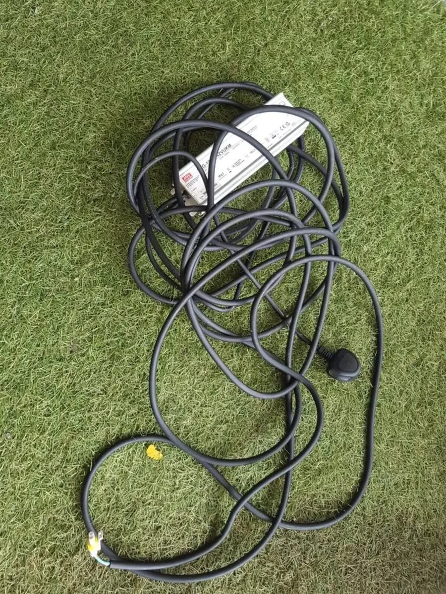 STIHL ROBOTIC MOWER CHARGER