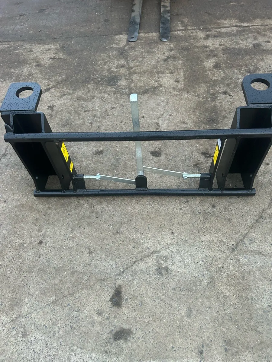 Pin and cone to euro adapter - Image 1