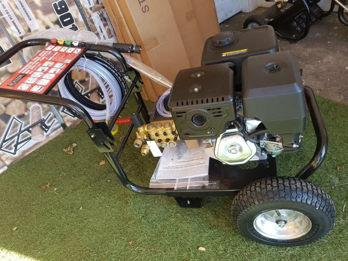 VICTOR POWER WASHER 3600PSI - FOR SALE - Image 2