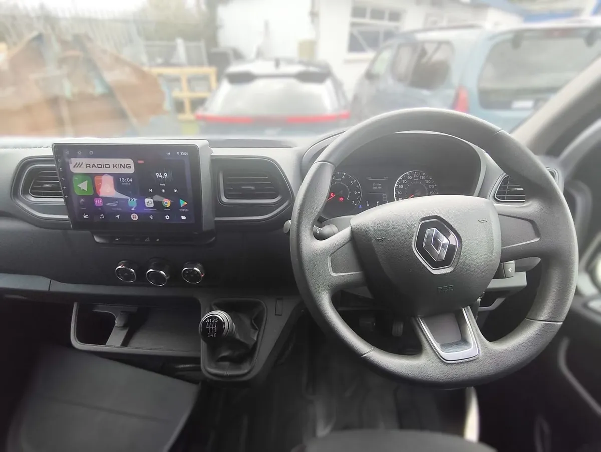 Renault Master Wheelchair Accessible Vehicle - Image 3