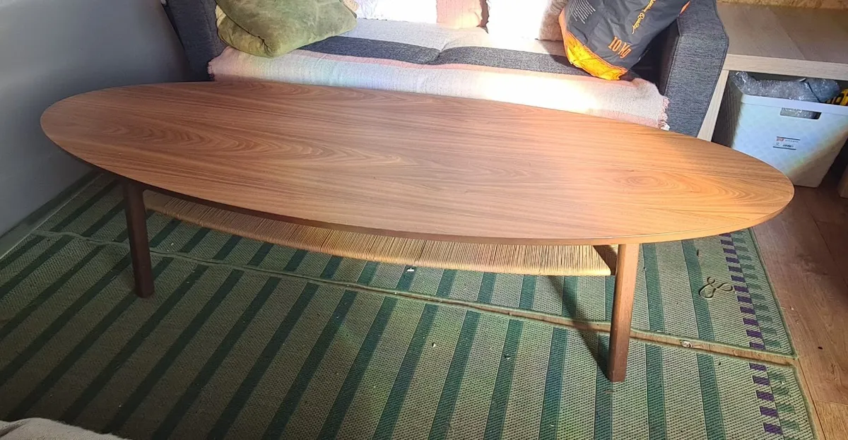 Mid-Century Style Oval Coffee Table - Excellent Co - Image 2