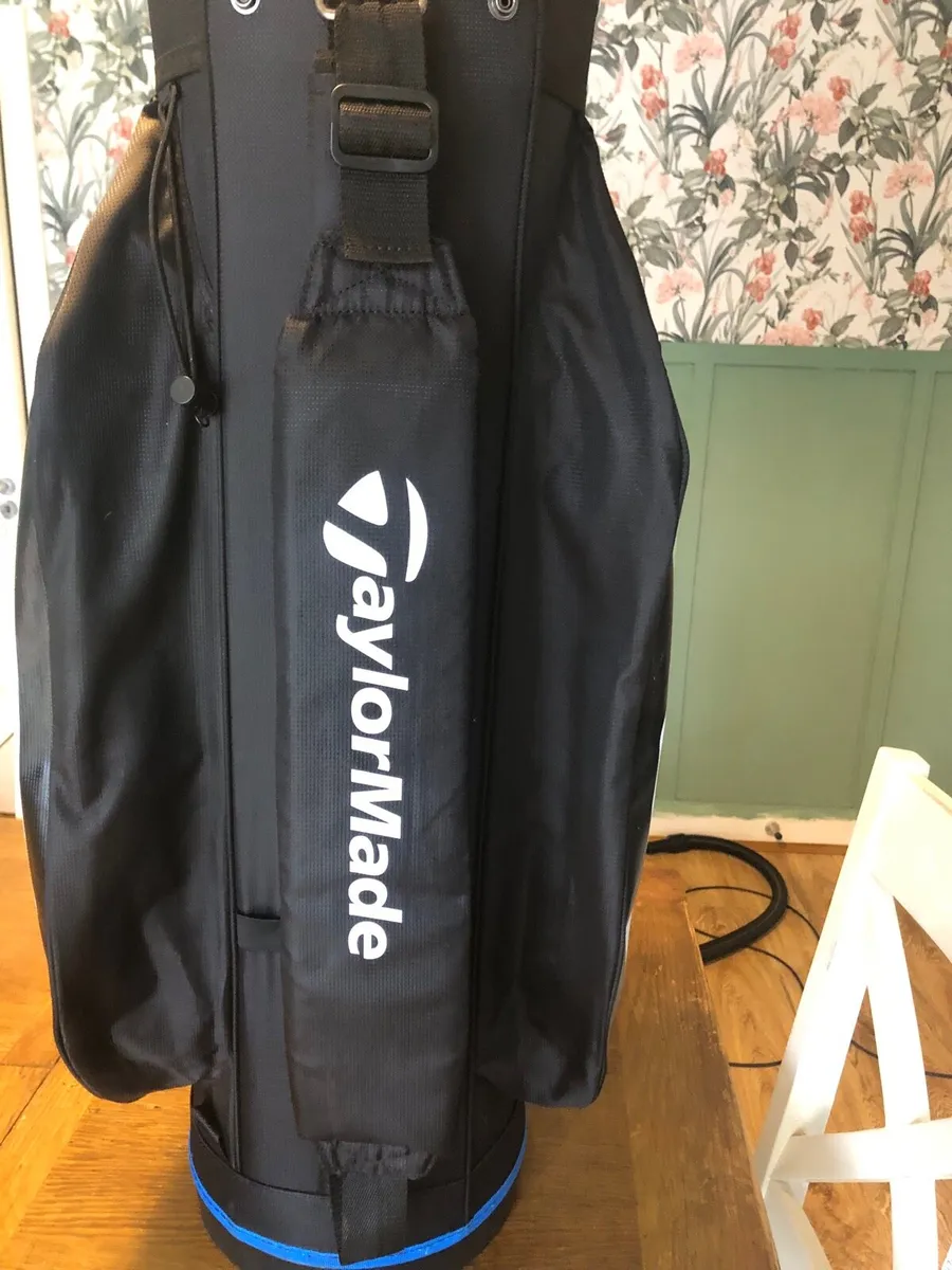 New Taylor Made Cart Bag ( Final Price ) - Image 4