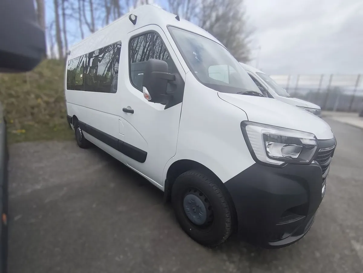 Renault Master Wheelchair Accessible Vehicle - Image 2
