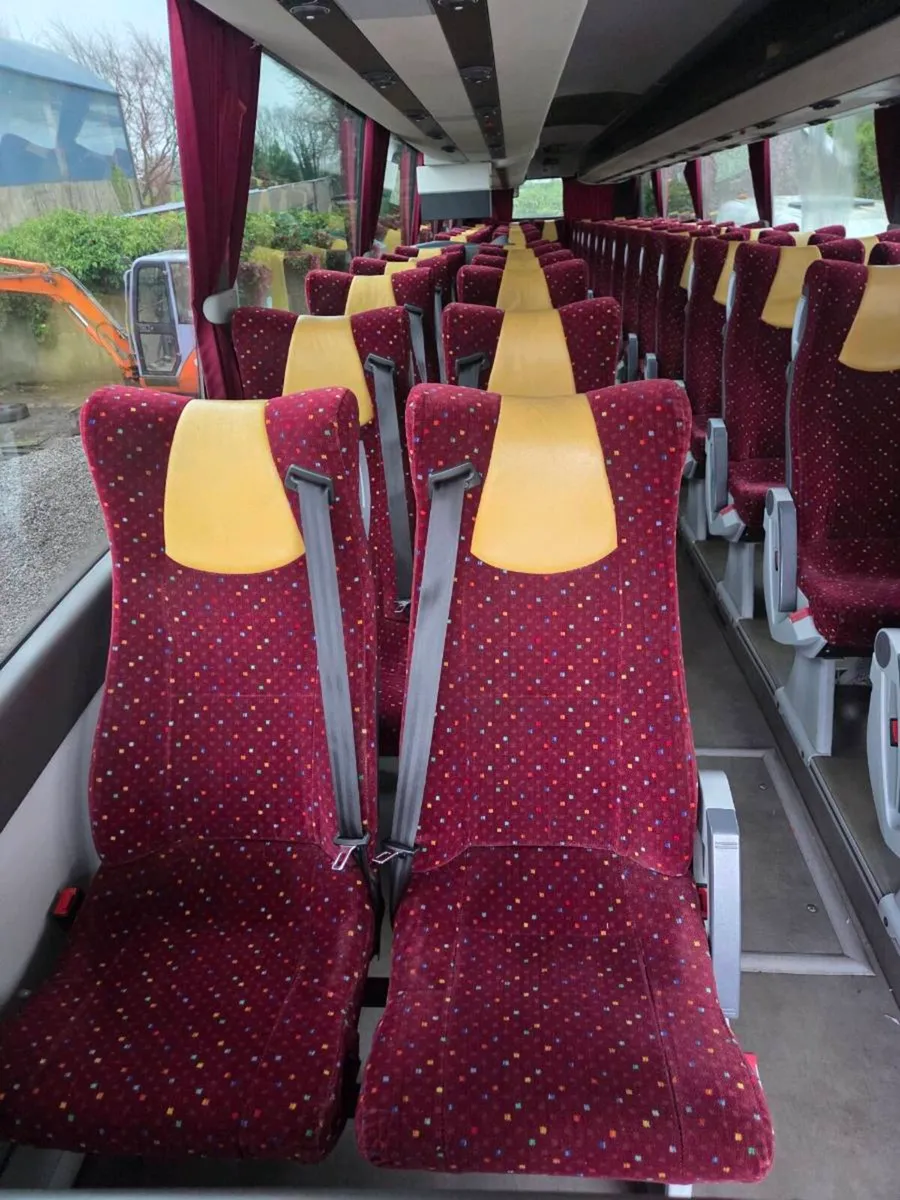 Coach seats - Image 2