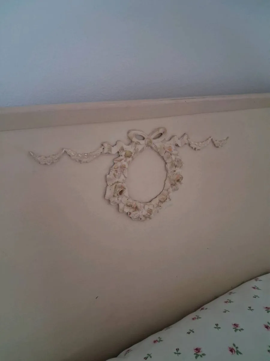 Vintage headboard - Image 4