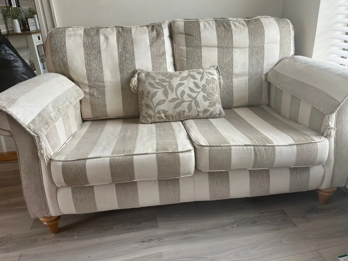 2 seater and 3 seater couches for sale - Image 2