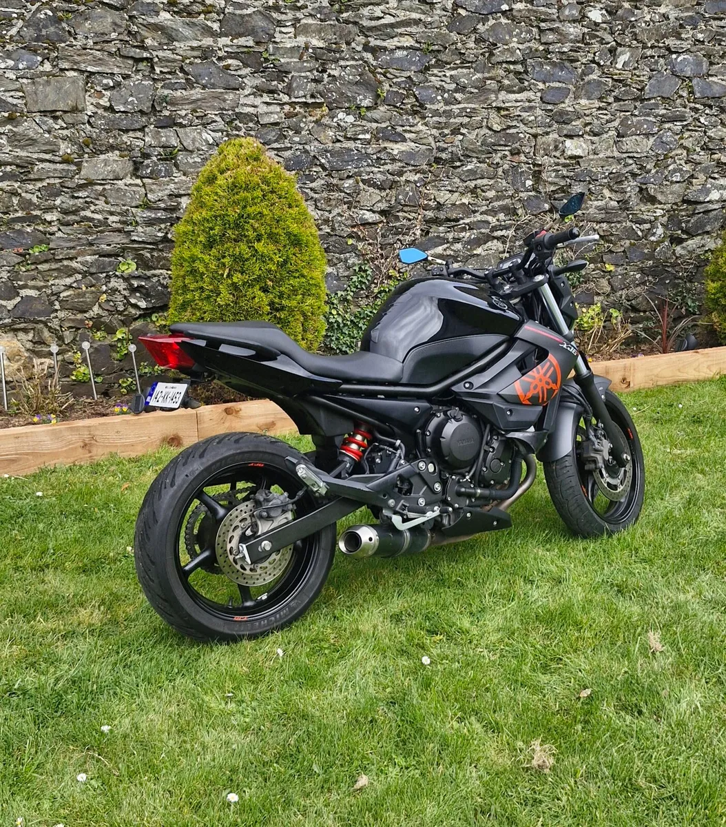 YAMAHA XJ6 2014 600cc - Image 2