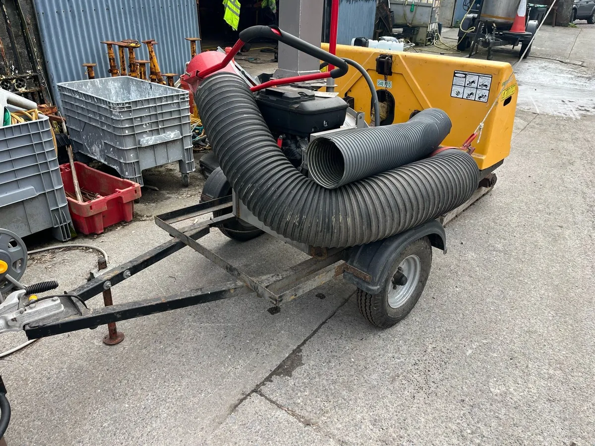 Leaf vacuum sucker - Image 1