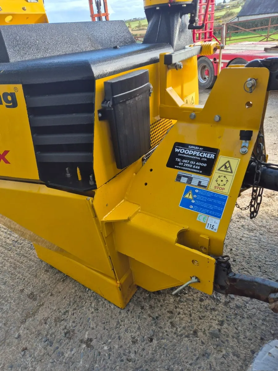 Schliesling 550zx PTO 12” Wood Chipper - Image 3