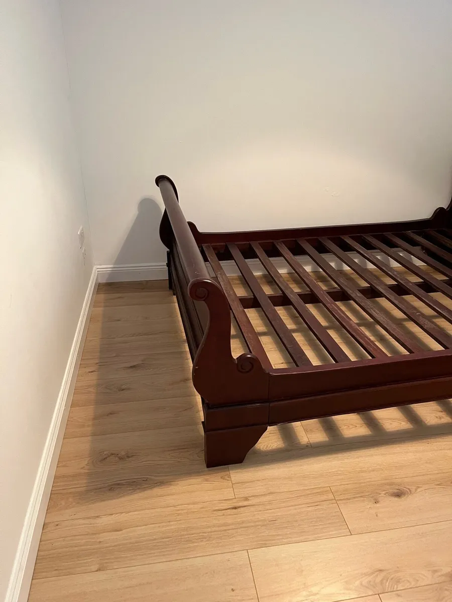 Mahogany Slay Bed 5ft - Image 4
